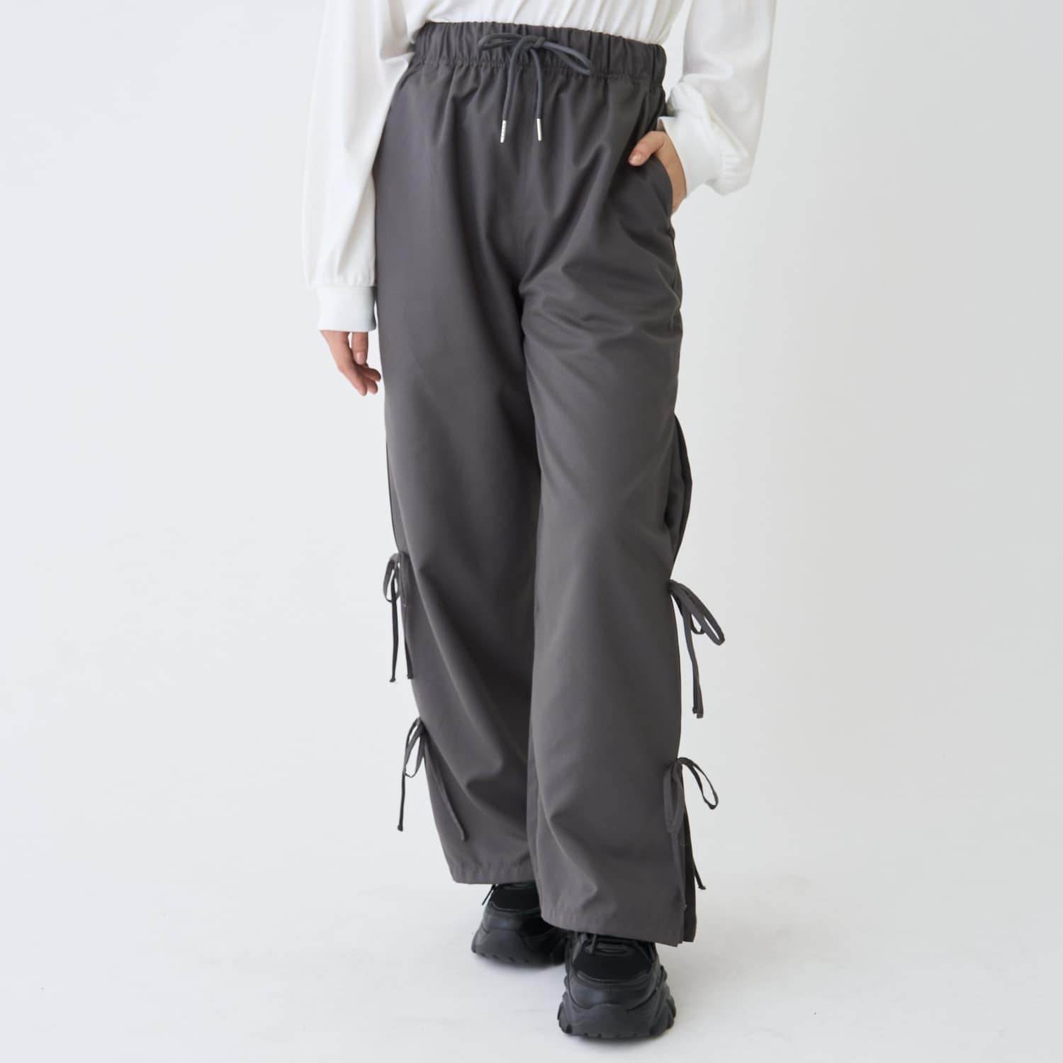 吸水速乾】スリットリボンパンツ(SS(130cm) チャコール): ジュニア