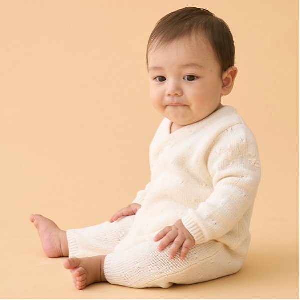 【新作入荷!!】  透かし編みカバーオール(60cm アイボリー): 新生児 - ナルミヤ マスカラ・マスカラ下地