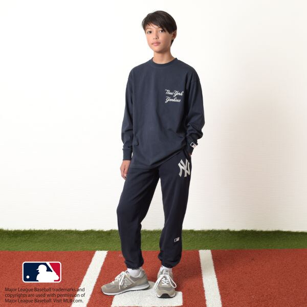 【MLB】裏毛チーム刺しゅうワッペン付きスウェットパンツ