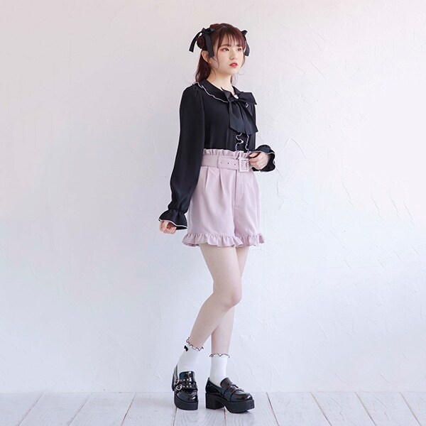【Melteen】 ベルト付きフリルショートパンツ