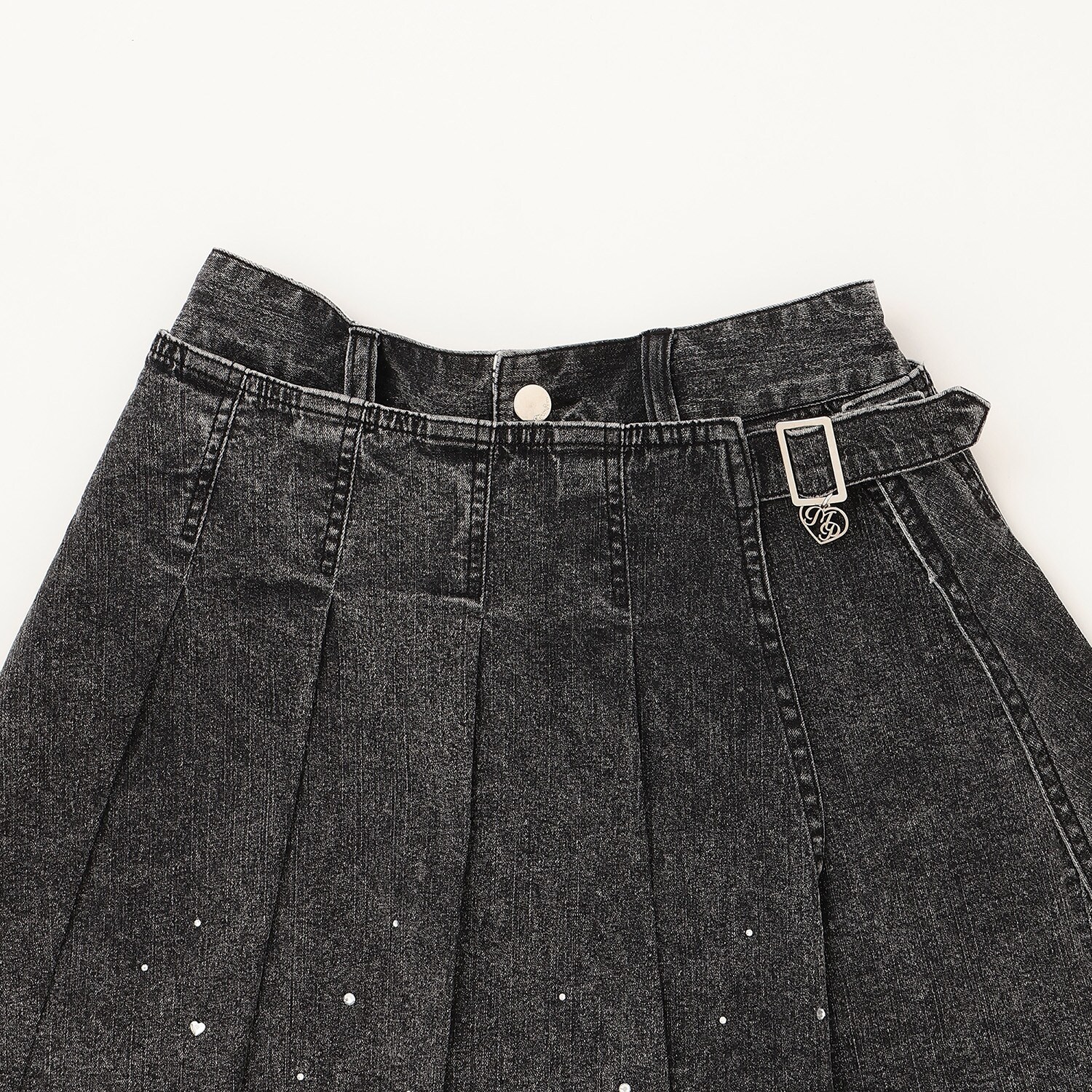 8163131