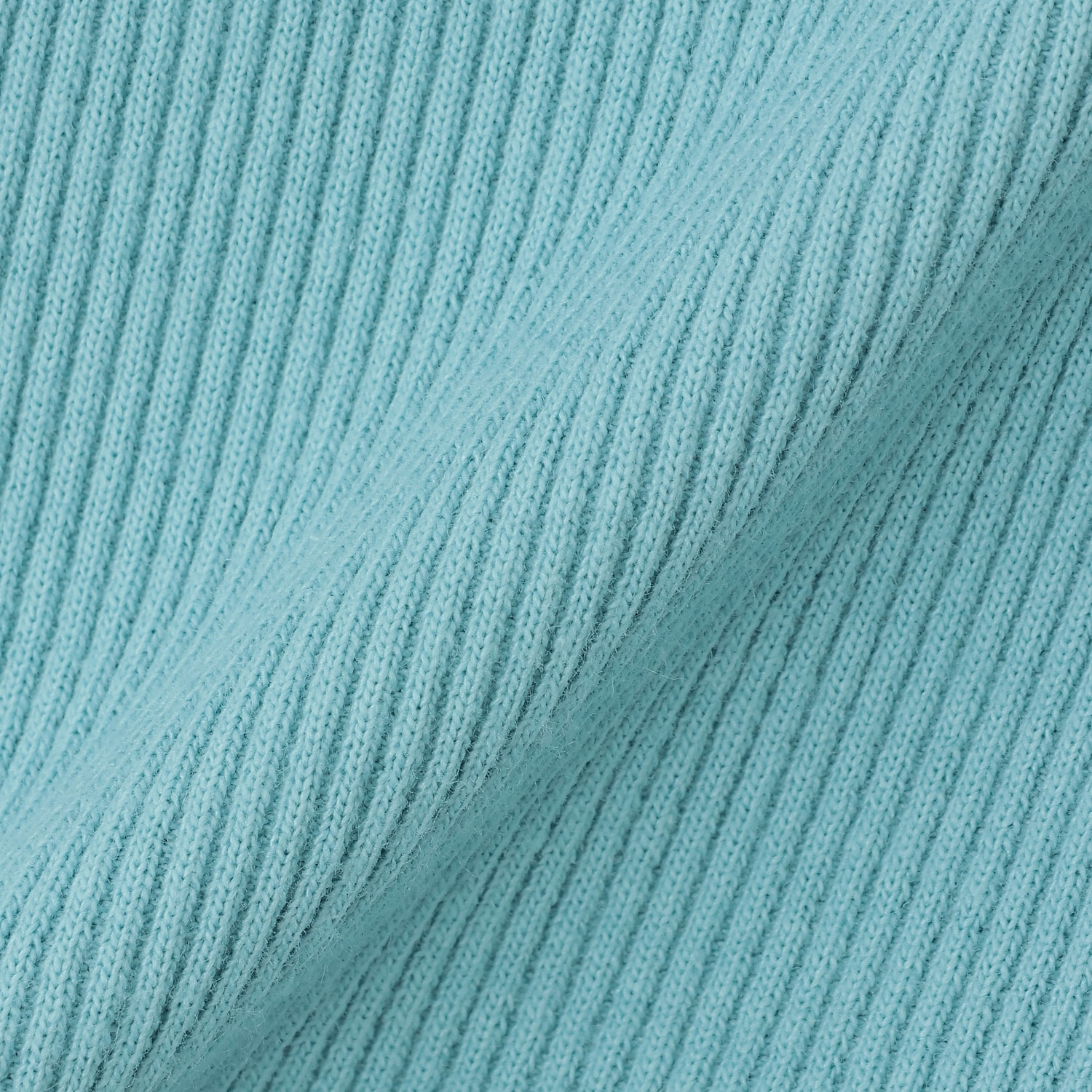 6953456