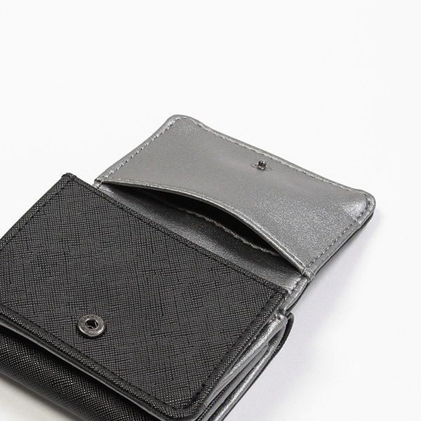 も*り様 ANNA SUI 蝶の刺繍 コンパクト財布 7133421_0