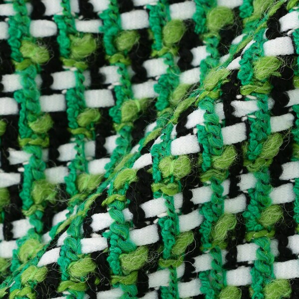7124151