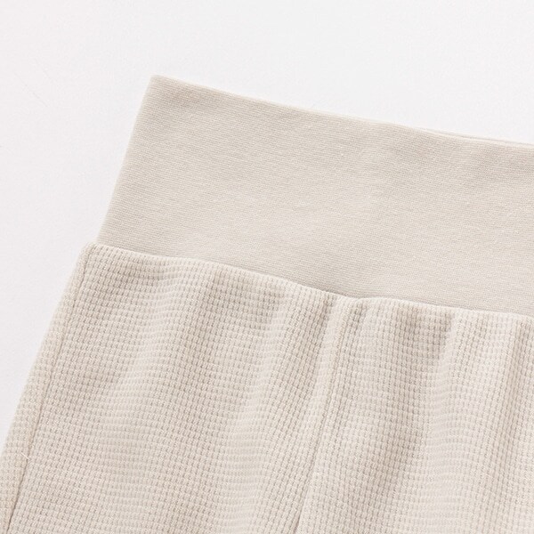 【PEANUTSコラボ】 収納袋つきスヌーピー総柄Tシャツ×パンツパジャマセット