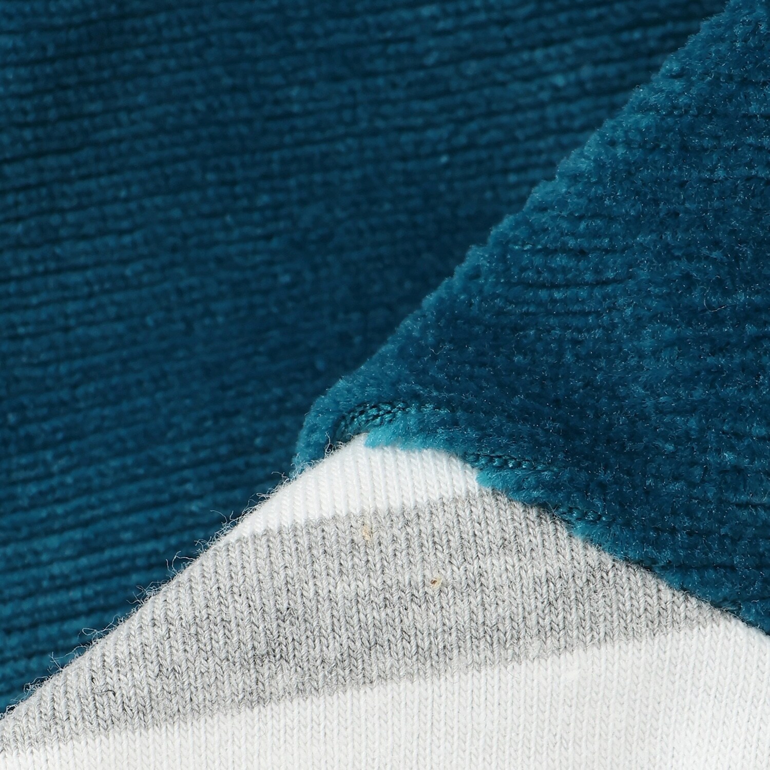 5063506