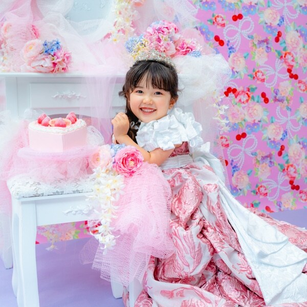 メゾ ピアノ ストロベリー プリンセスケーキ撮影プラン スタジオ撮影  