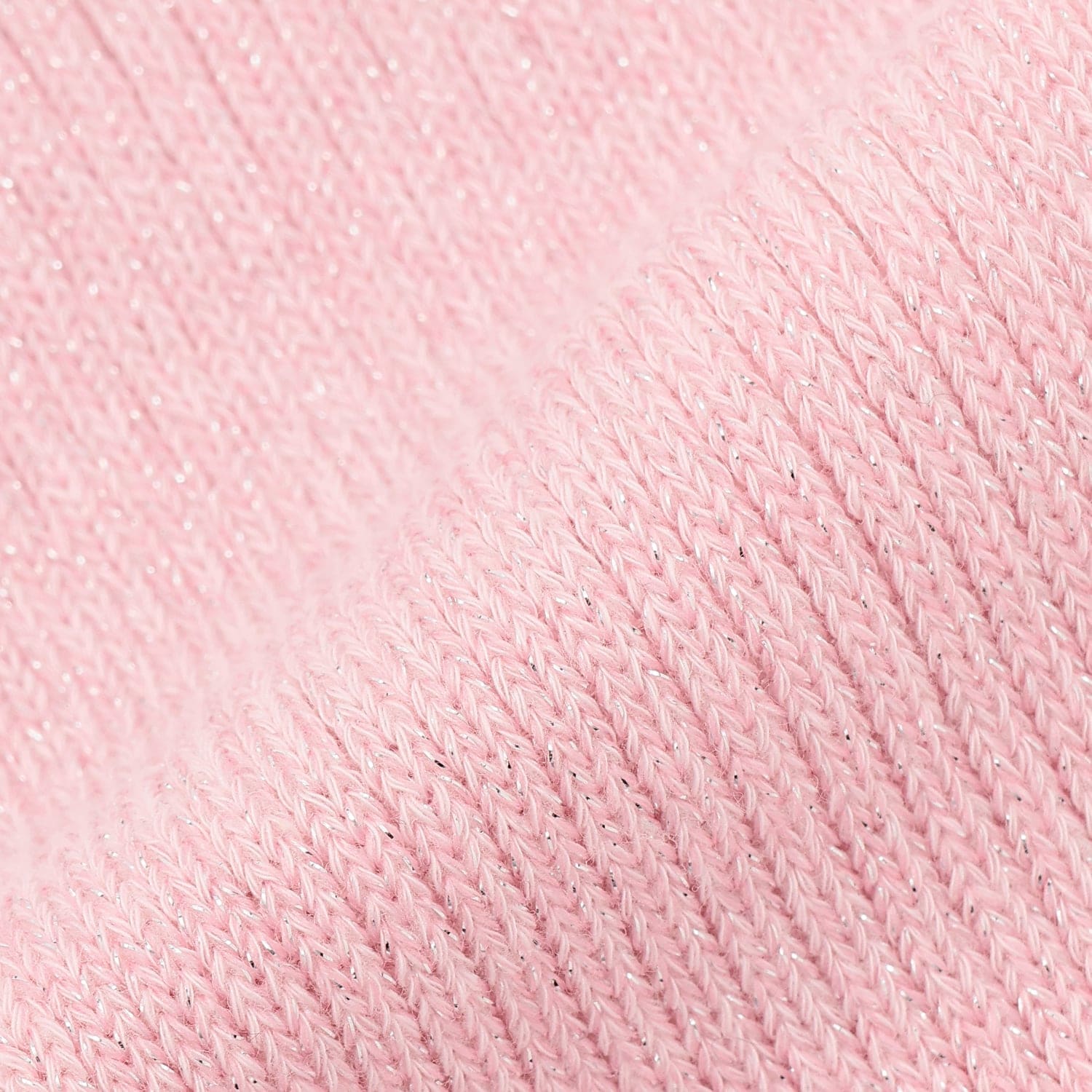 7761525