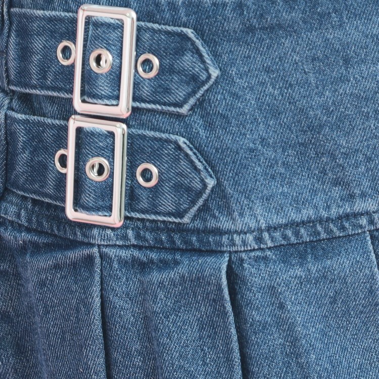 6751133