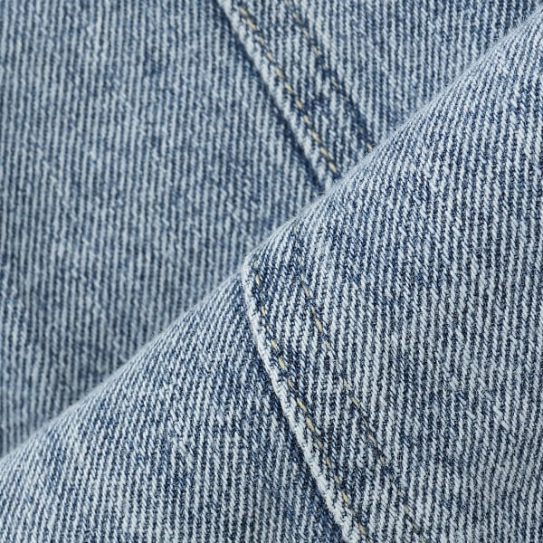 8353104