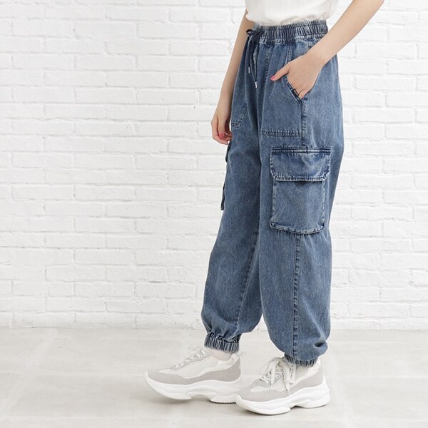 ジーンズ・130cmサイズ