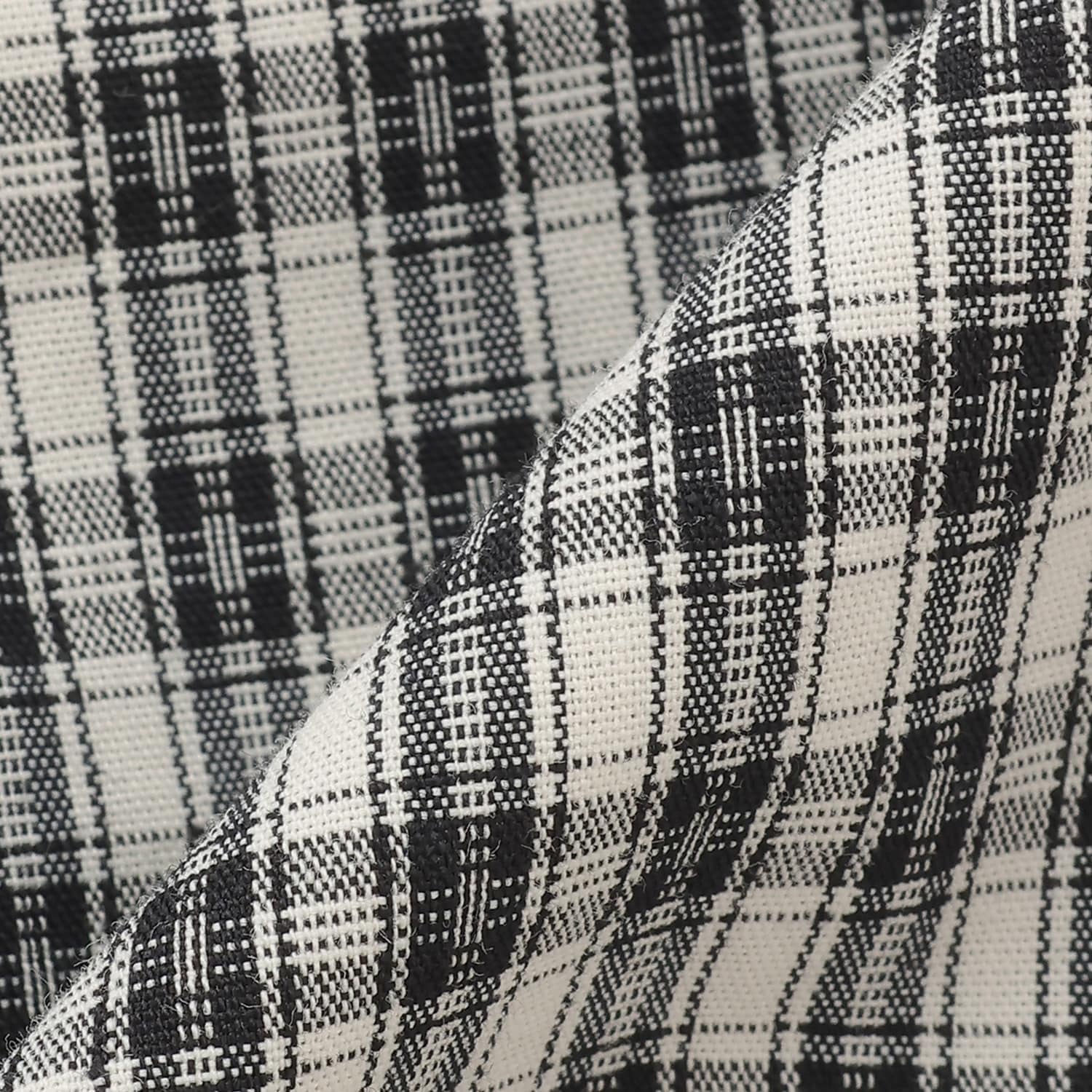 8363212