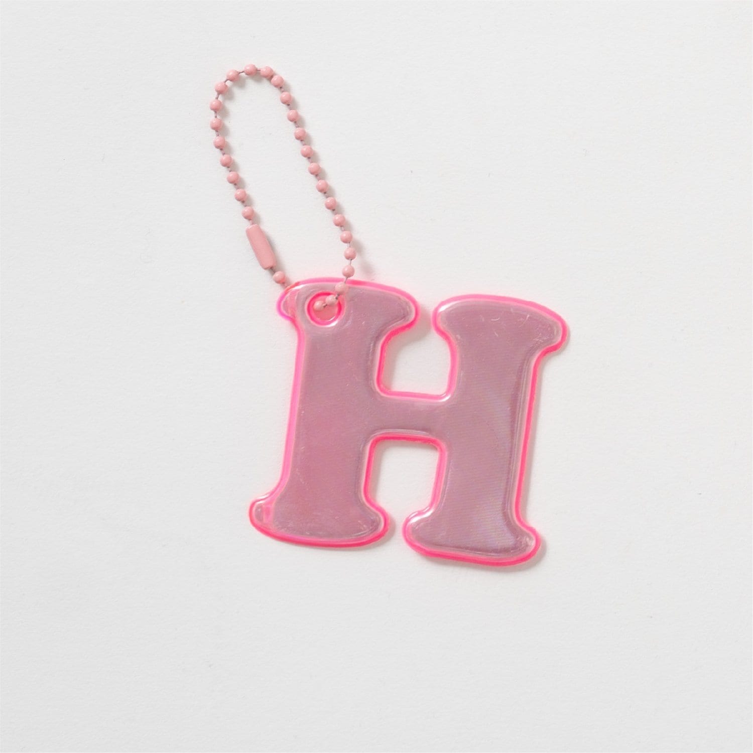 あんしんアルファベットリフレクターチャーム(ピンク)