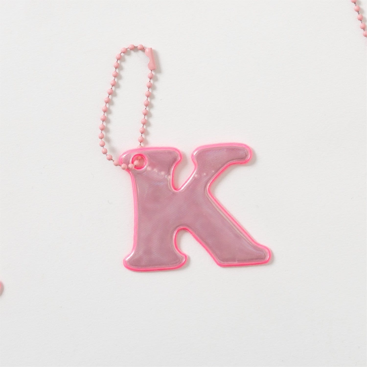 あんしんアルファベットリフレクターチャーム(ピンク)