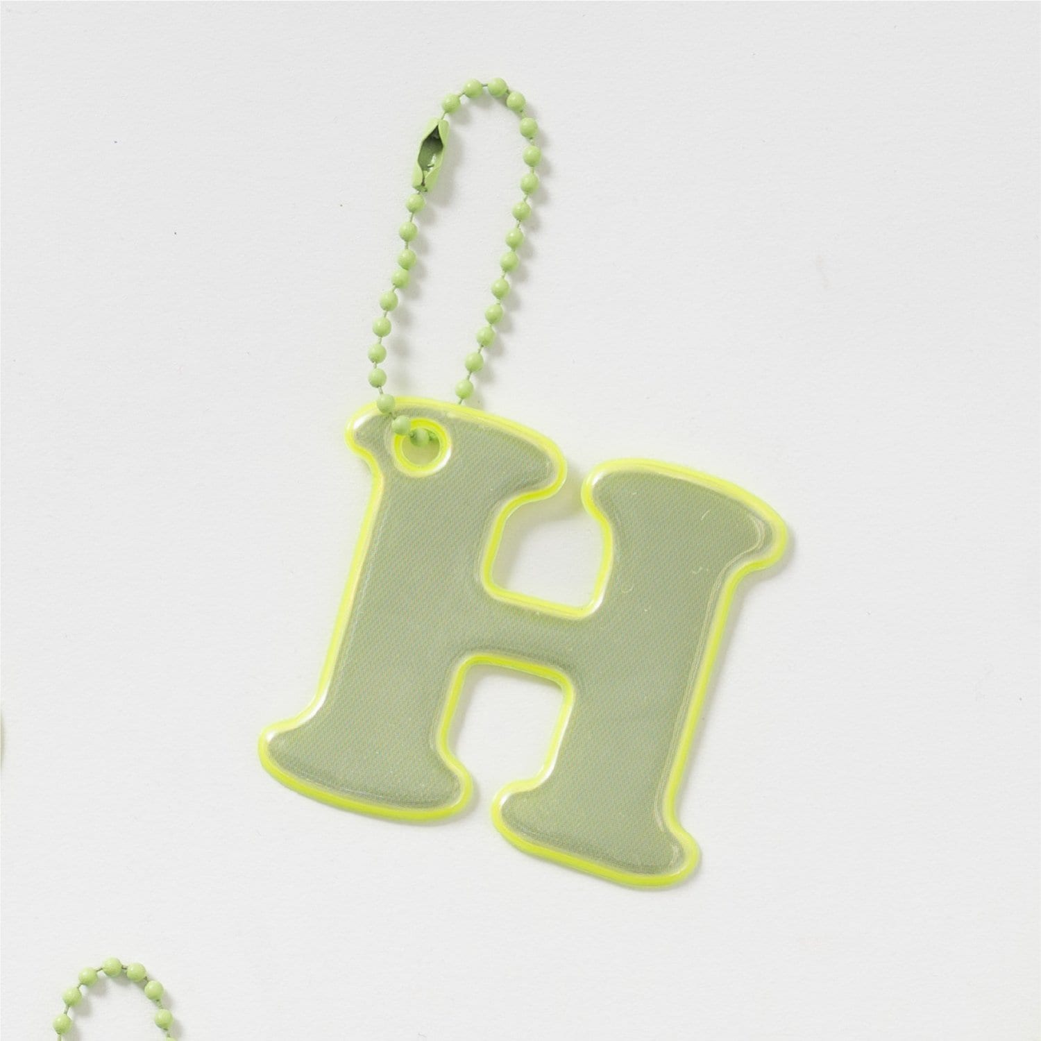 あんしんアルファベットリフレクターチャーム(黄色)