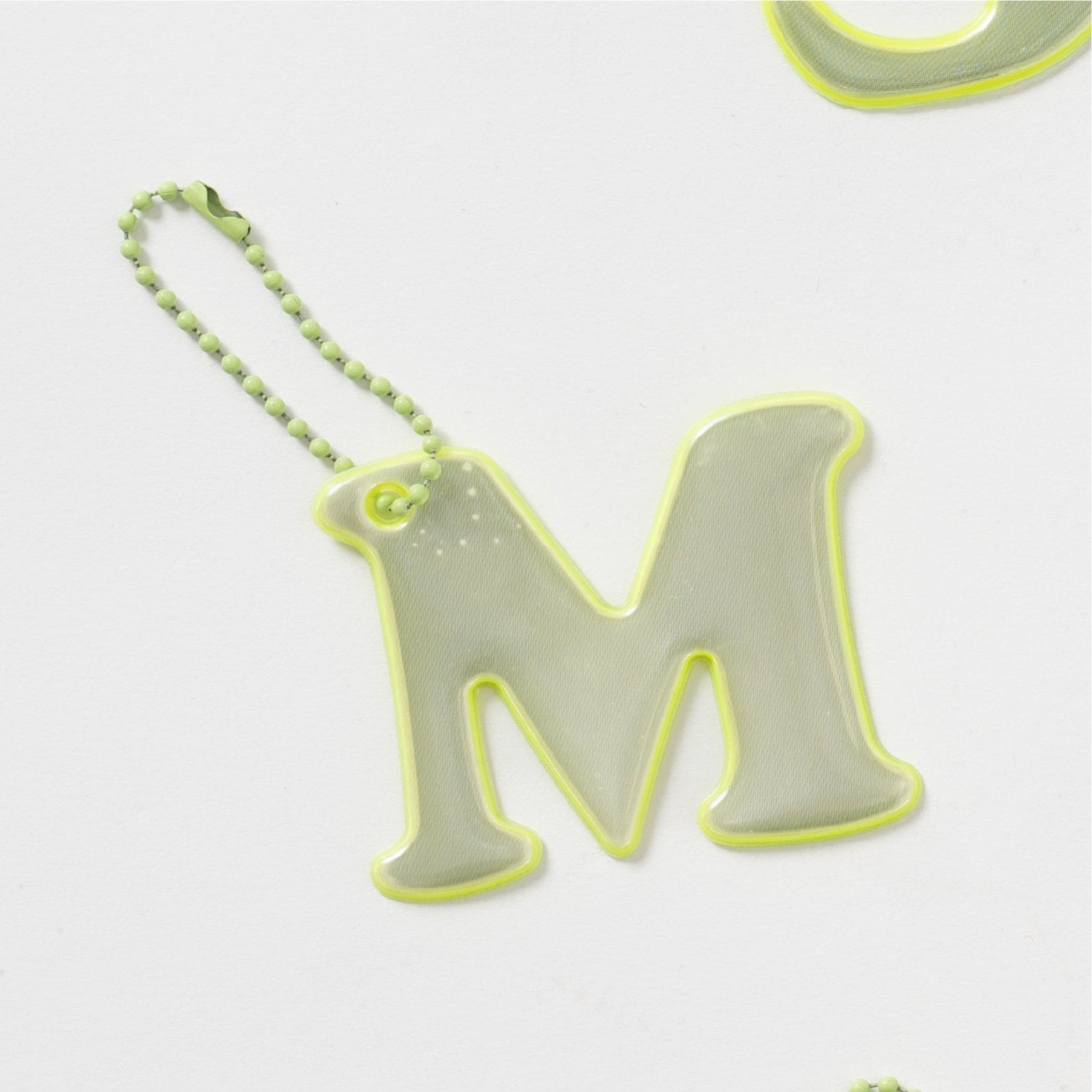 あんしんアルファベットリフレクターチャーム(黄色)