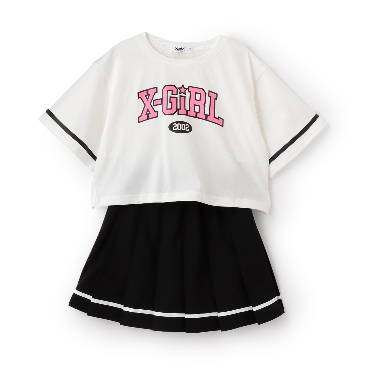 ☆彡カレッジロゴ半袖Tシャツ+プリーツスカート