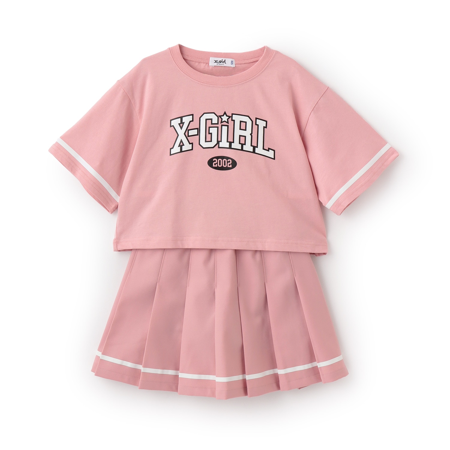 ☆彡カレッジロゴ半袖Tシャツ+プリーツスカート