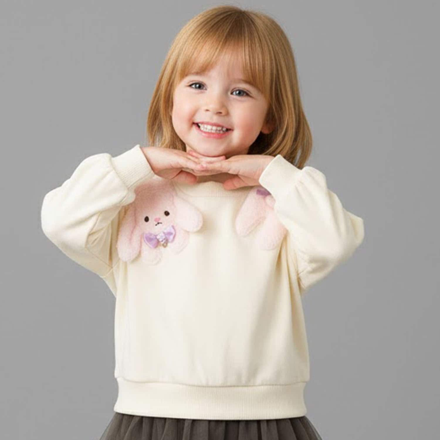 うさぎモチーフ裏毛トレーナー