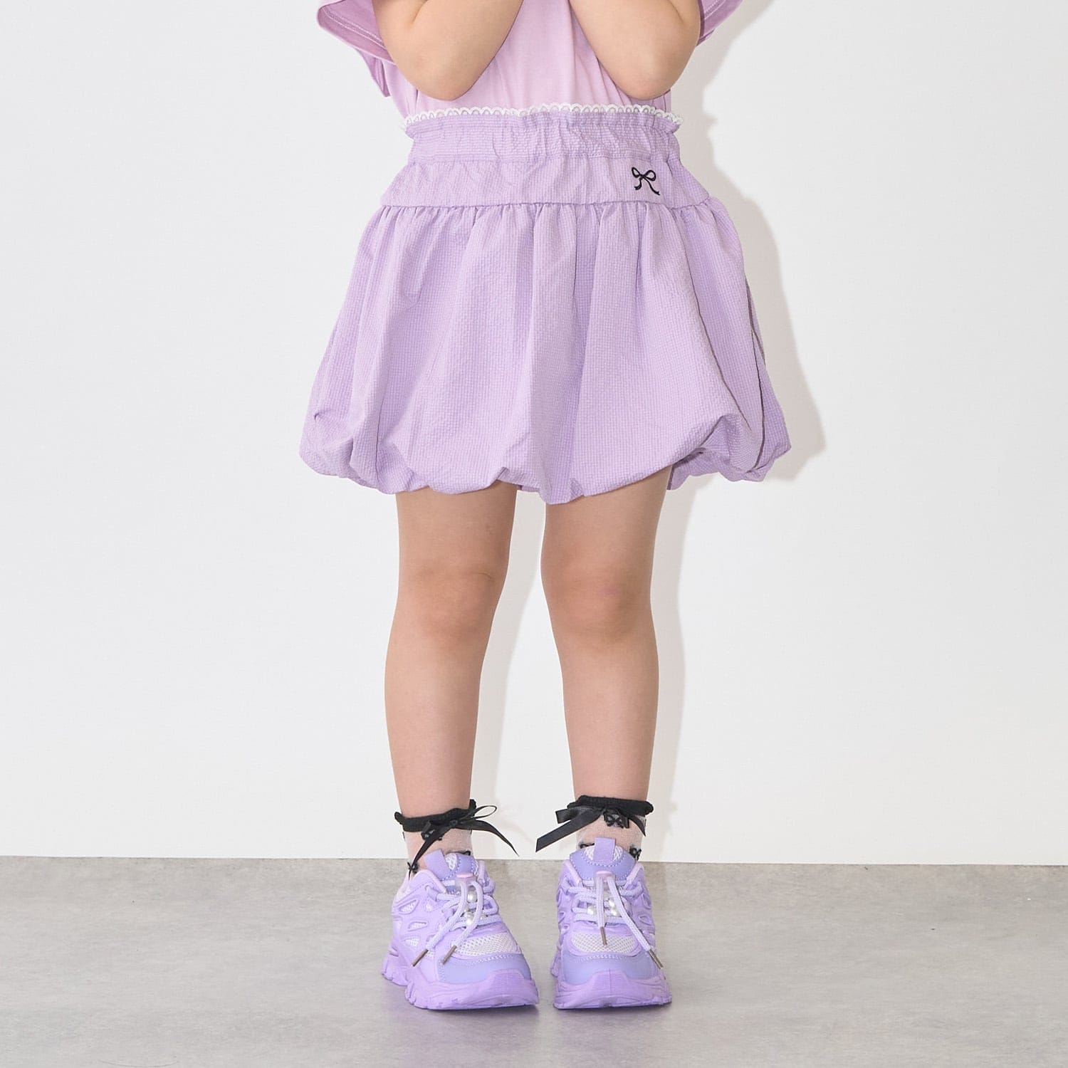 ふわっと広がるバルーンスカート