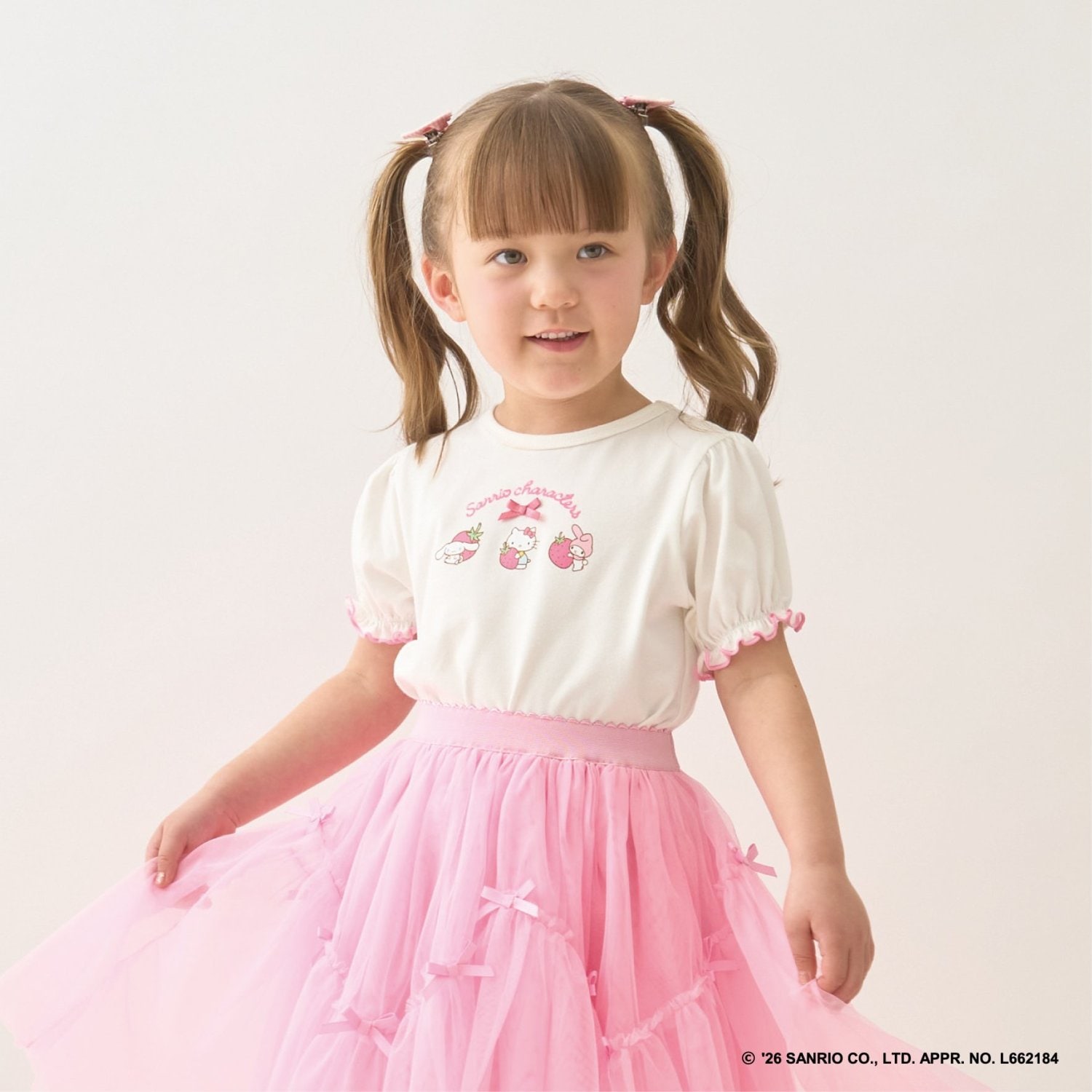 【サンリオキャラクターズ】【速乾・UV・型崩れしない】いちごのおうちプリントTシャツ