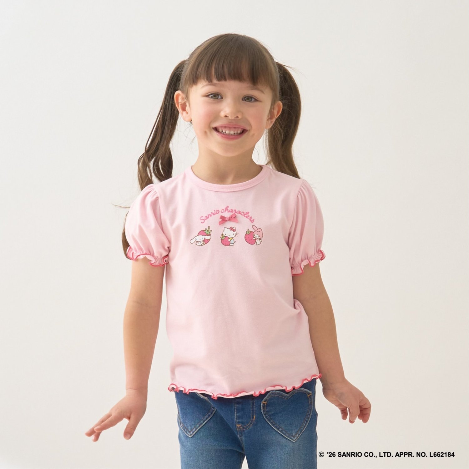 【サンリオキャラクターズ】【速乾・UV・型崩れしない】いちごのおうちプリントTシャツ