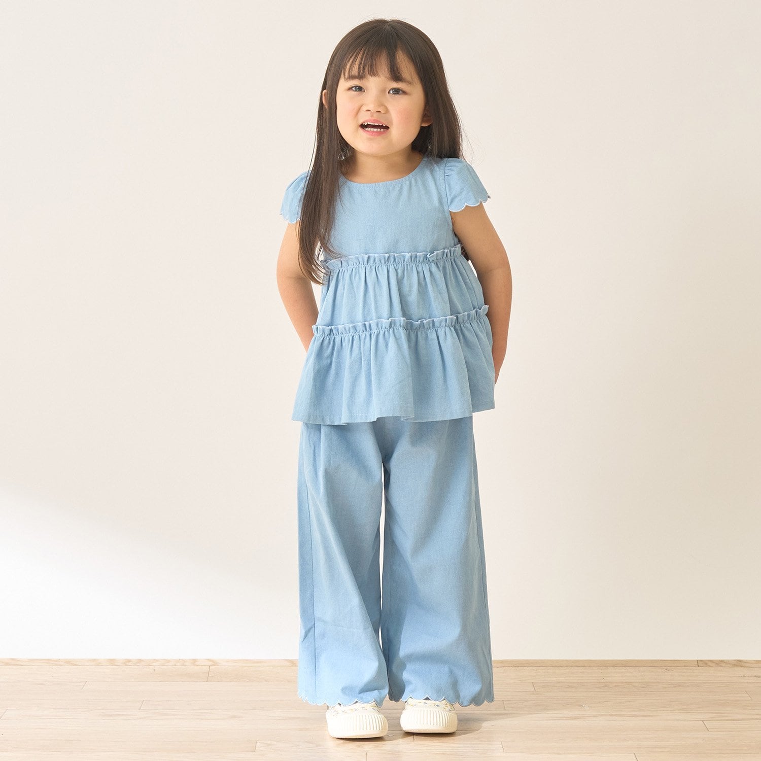 【セットアップ】アソート総柄ティアードブラウス・スカラップパンツセット