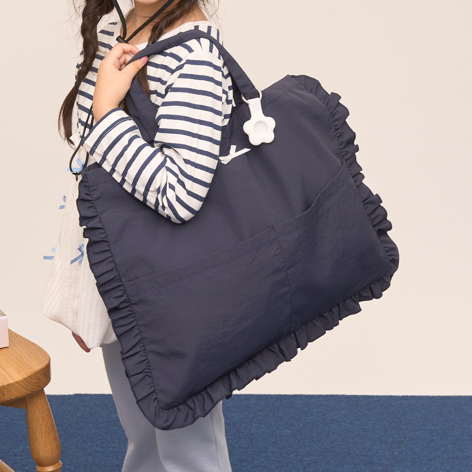 【予約/1月中旬～1月下旬入荷予定】【スクール対応】【撥水・防汚・耐久・UV】リボン付きフリルレッスンバック