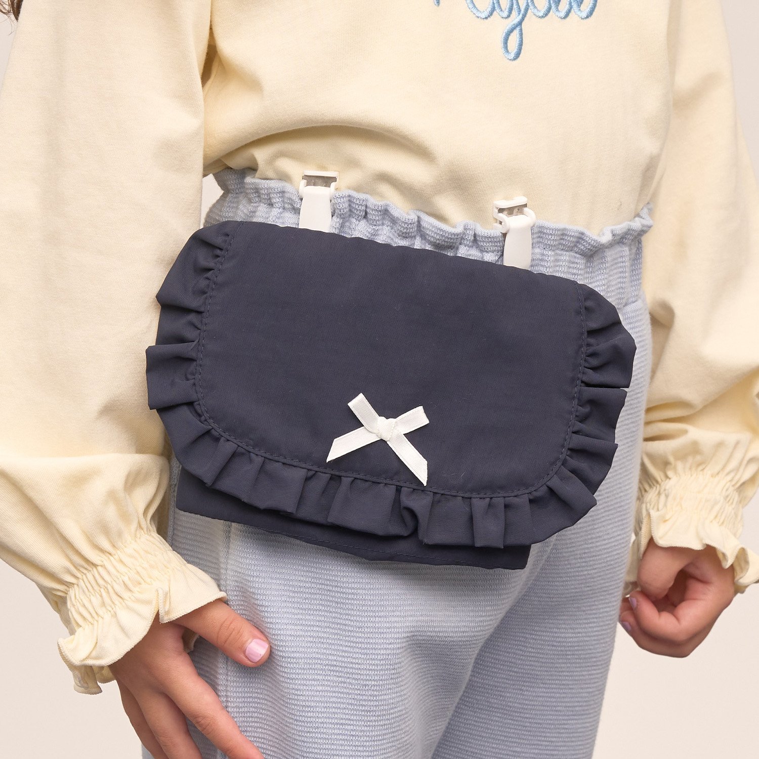 【予約/1月中旬～1月下旬入荷予定】【スクール対応】【撥水・防汚・耐久・UV】リボン付きフリル移動ポケット