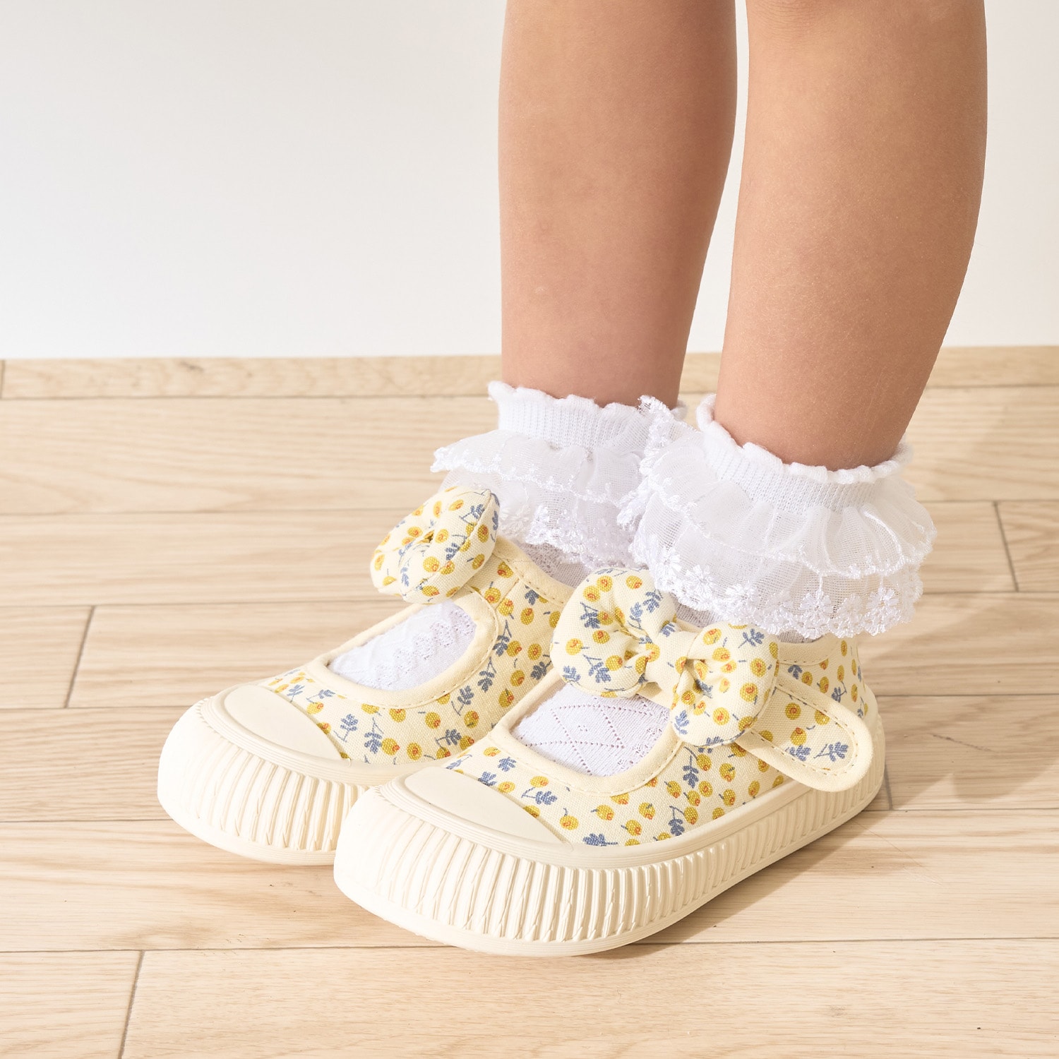 フラワーオープンスニーカー