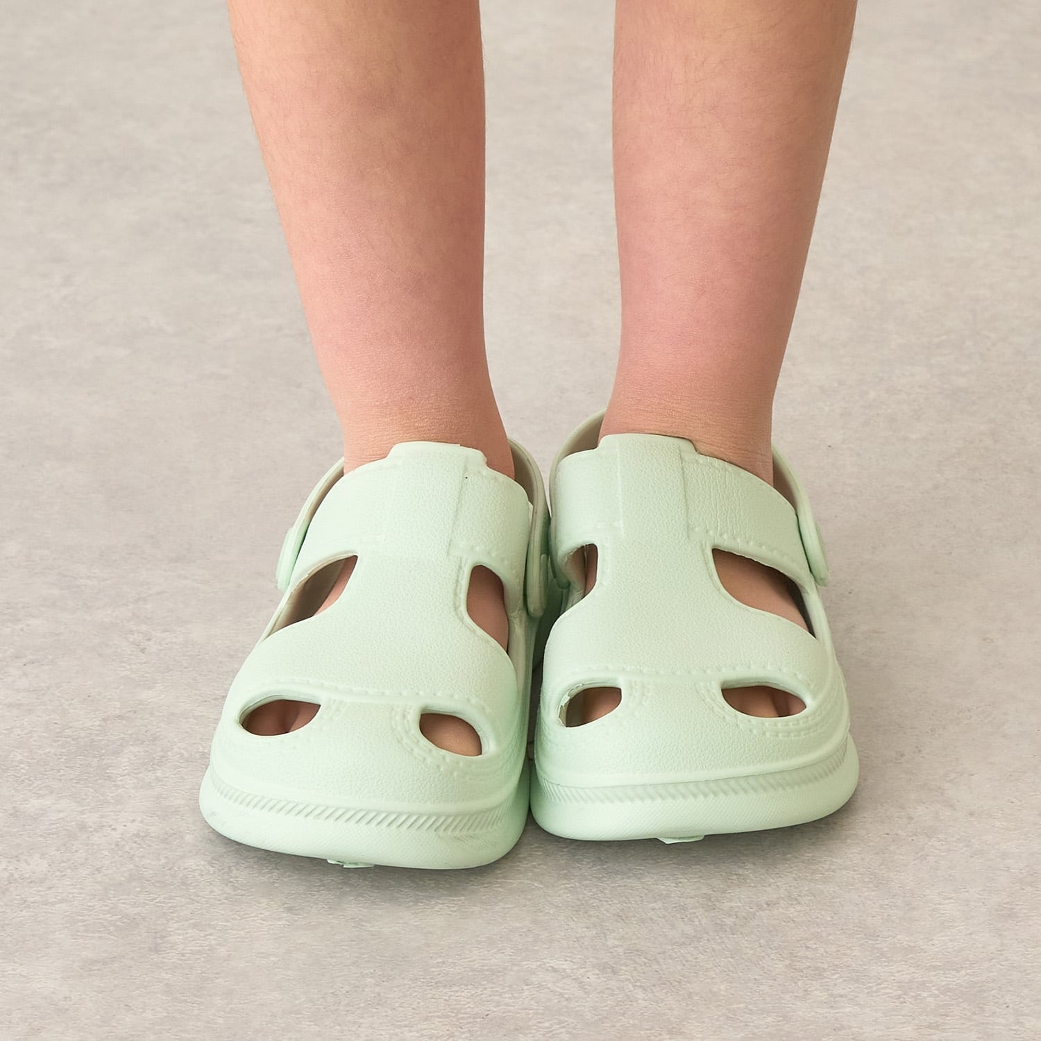 【フロントカバーで安心】EVAサンダル