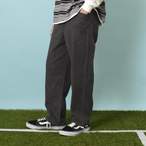 ストレッチデニム・ワイドテーパードパンツ