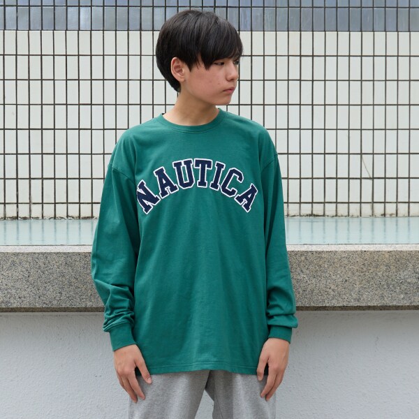 【大人向けサイズあり】【NAUTICA】フロントロゴアップリケ刺繍長袖Tシャツ
