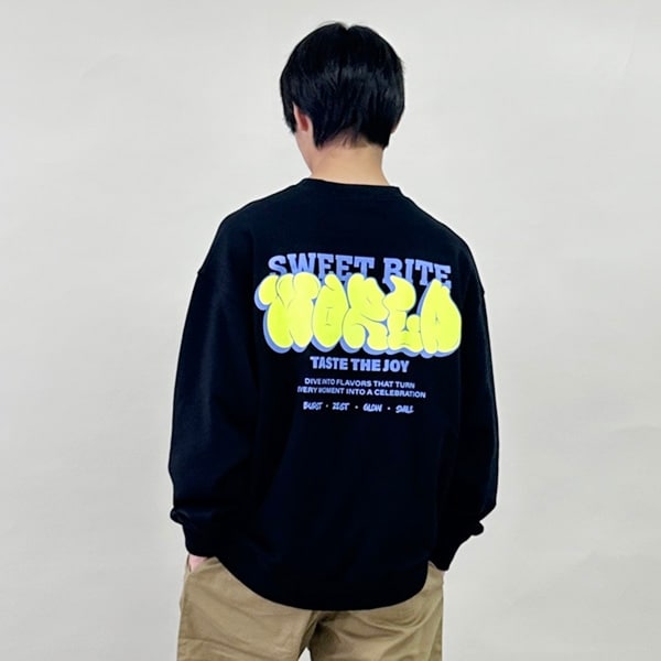 【毛玉になりにくい】バックリフレクタープリントトレーナー