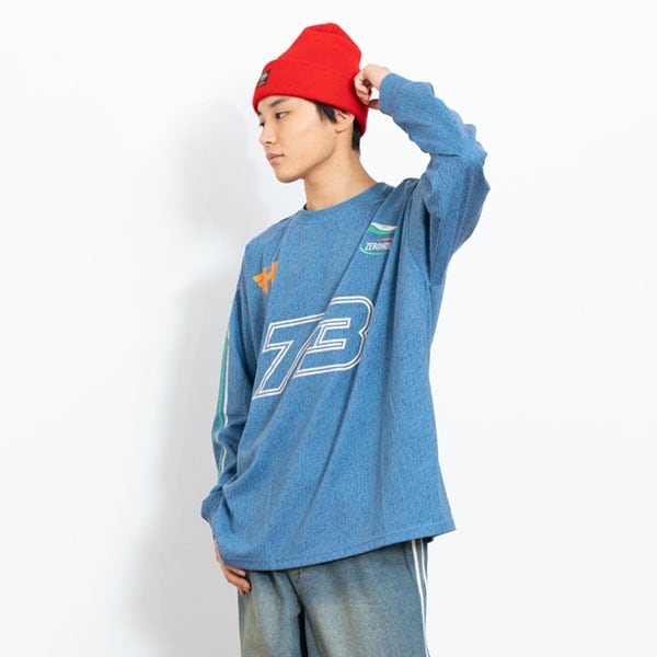 製品染風プリント長袖Tシャツ