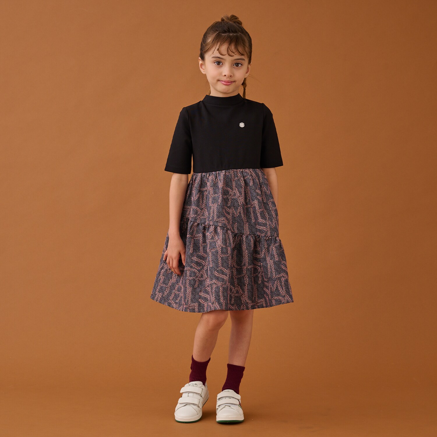 【romy】サークル刺繍　半袖ドッキングワンピース　Lサイズ　黒 クロスステッチ刺繍ドッキングワンピース | 小柄・低身長女性