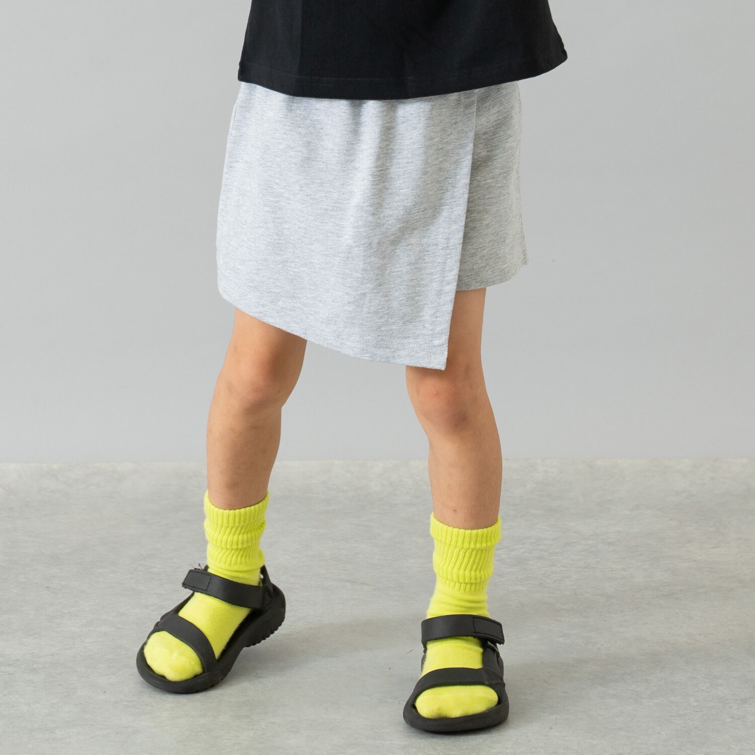 カット台形ラップキュロット