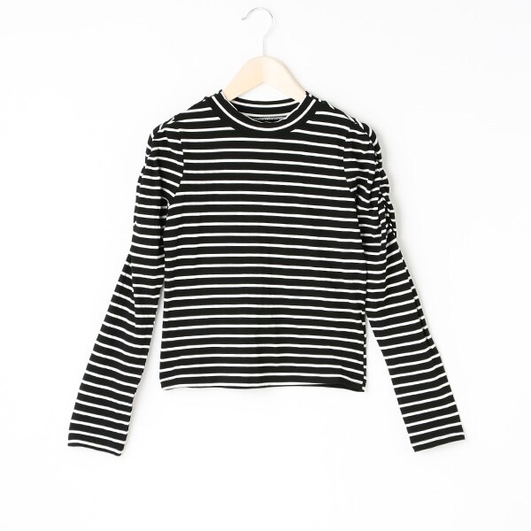【AMI】ハイネックギャザースリーブ長袖Tシャツ