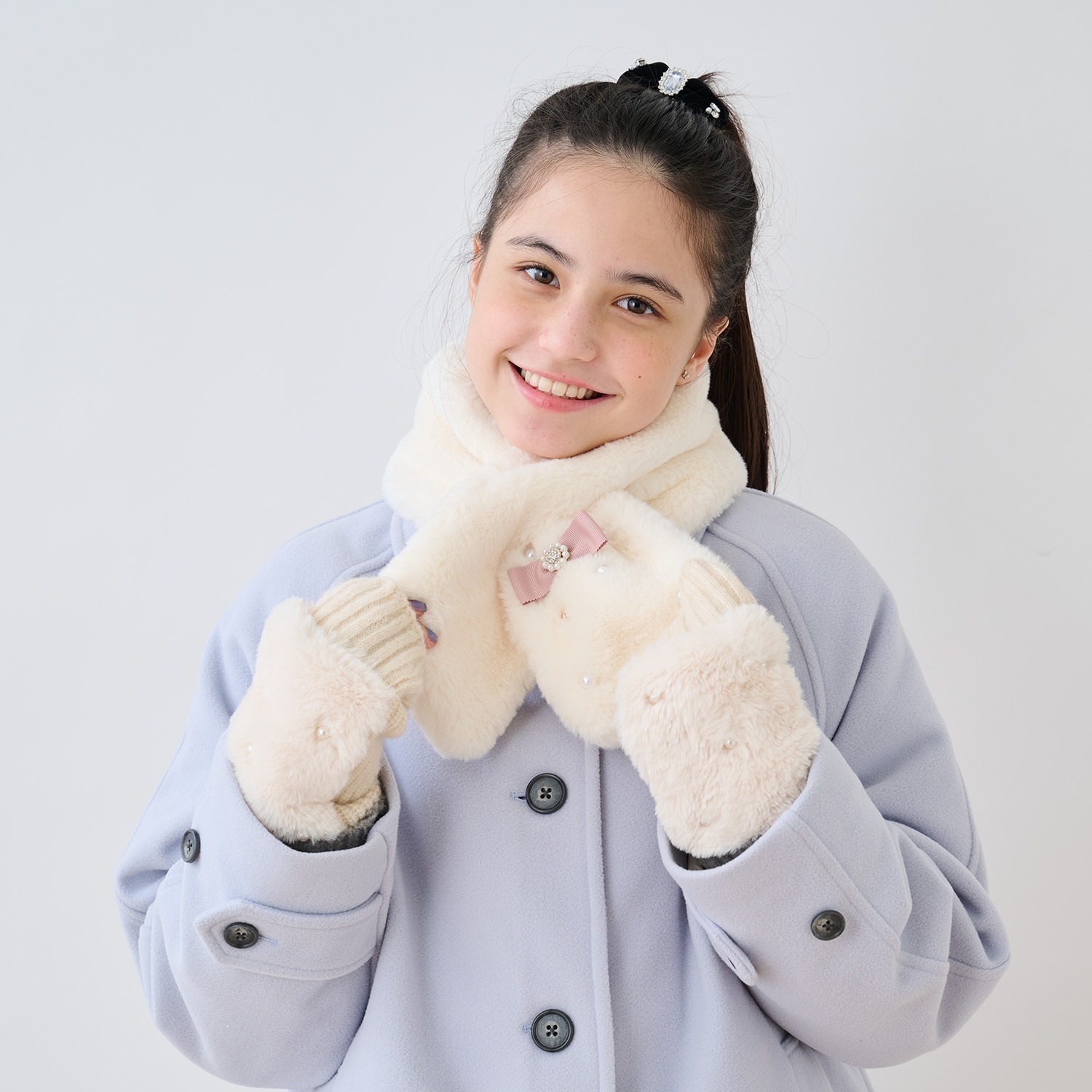 パールつきフェイクファーティペット