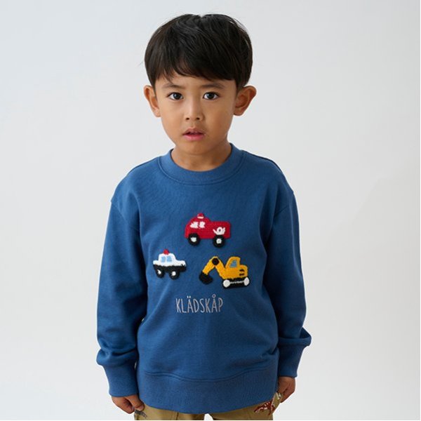 働く車編みモチーフトレーナー
