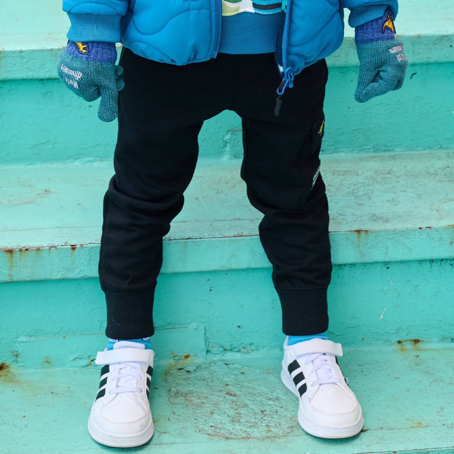 恐竜刺しゅう裾リブカーゴパンツ