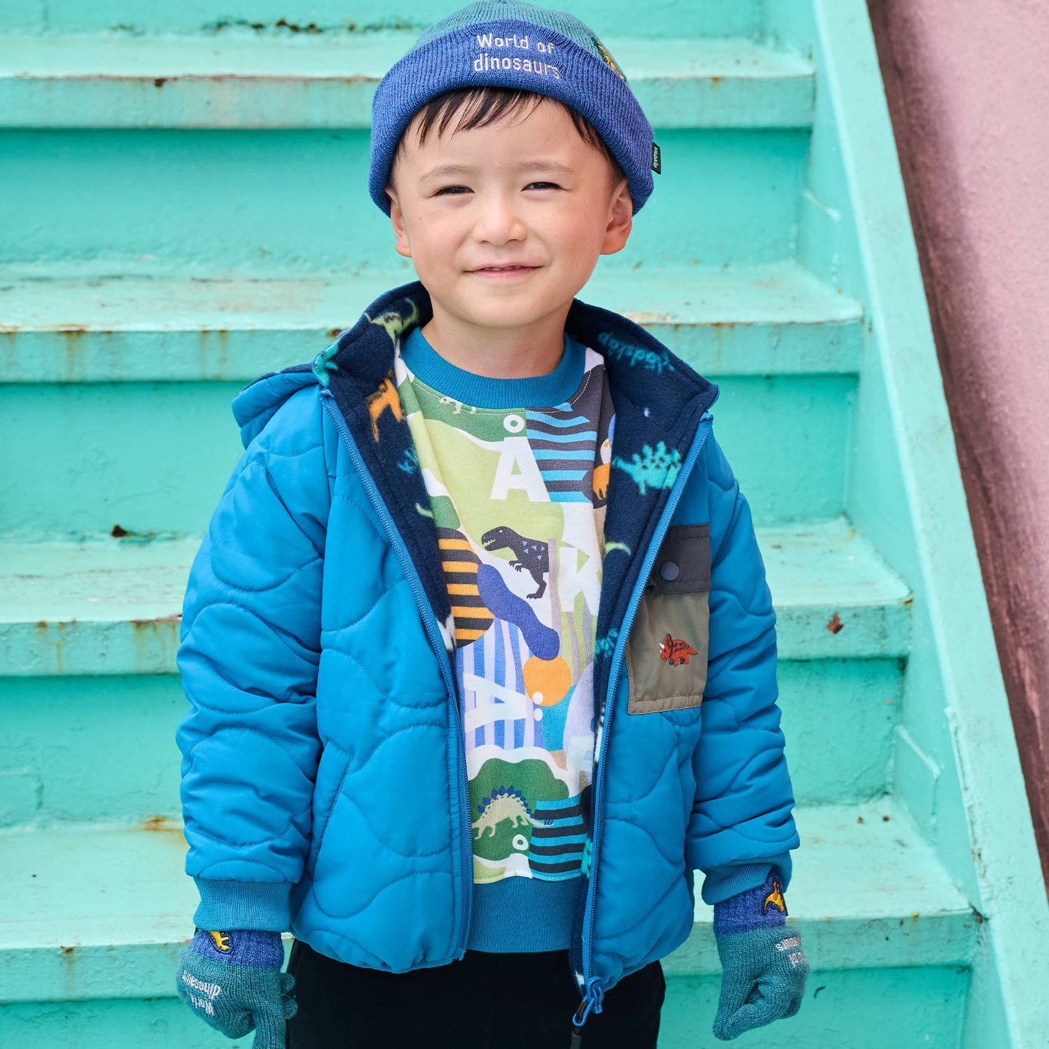 恐竜リバーシブル中わたブルゾン