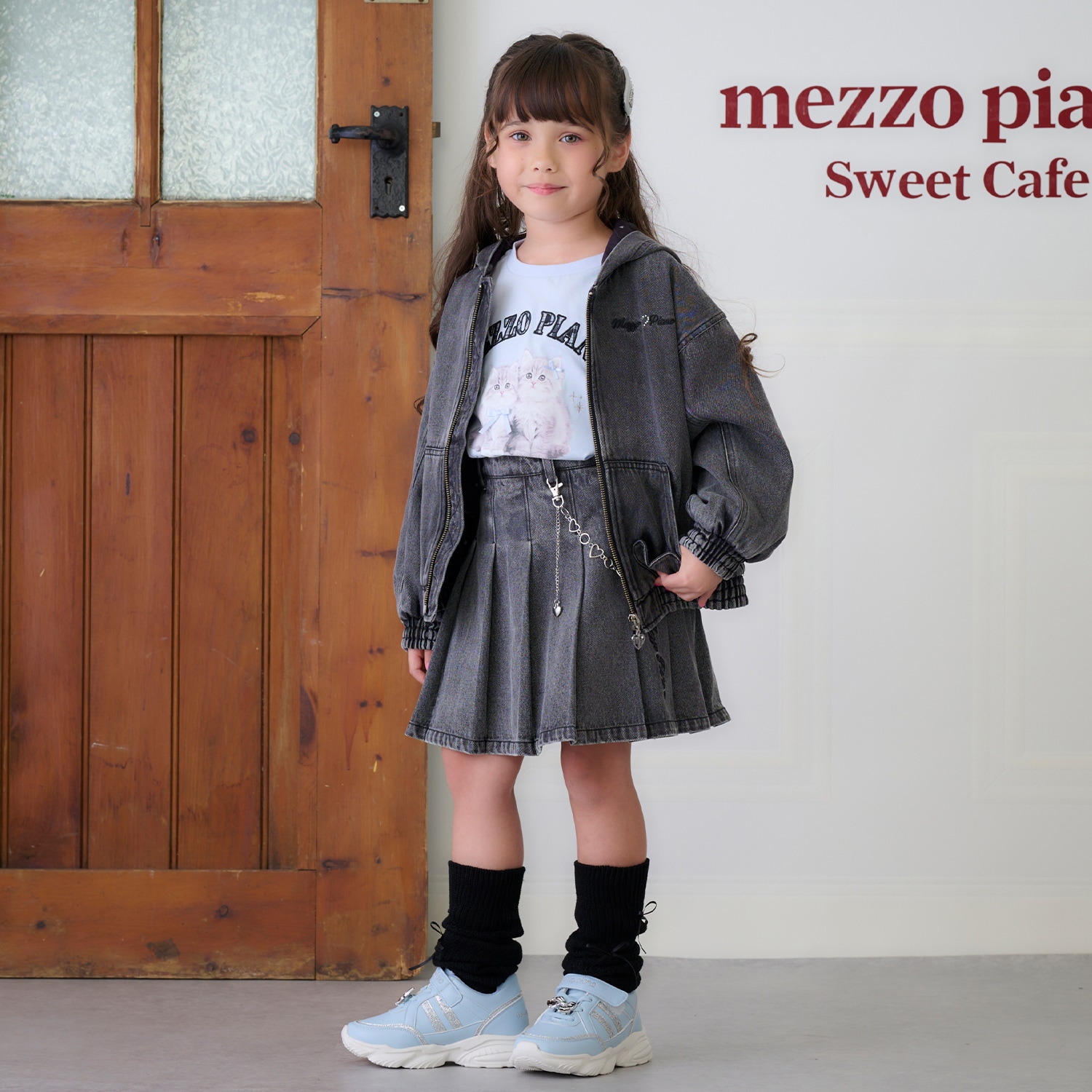 飾りチェーンつき　デニム・合皮　スカパン