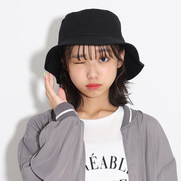 レースアップバケットハット