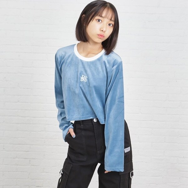 ベロアワンポイント刺繍プルオーバー