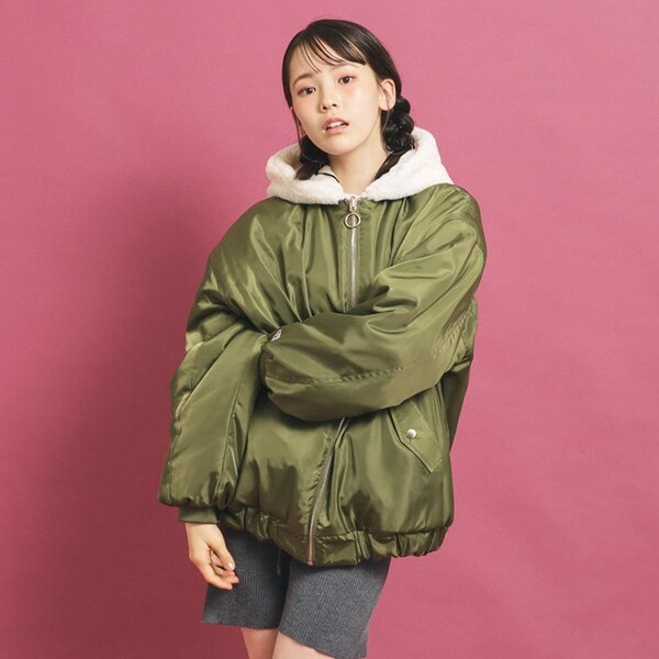【フーディ付き】モコモコ リバーシブルエコファー