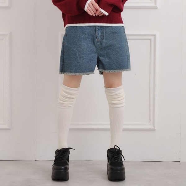 スタッズショートパンツ