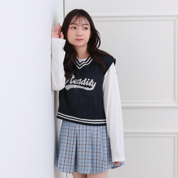 【セットアップ】ニットベスト＋ロンT