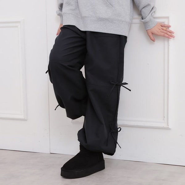 ピーチ起毛リボン付カーゴパンツ