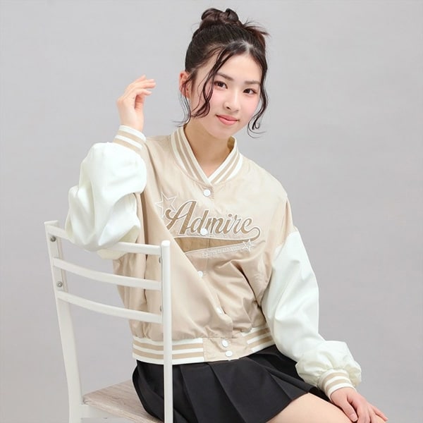 チアロゴアップリケスタジャン